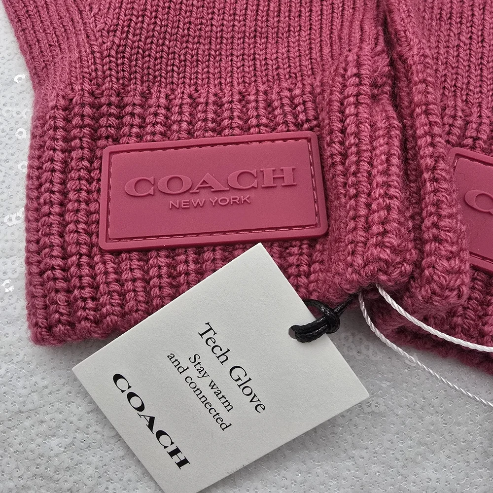 Coach Knit Tech Gloves Pink Merino Wool Warm